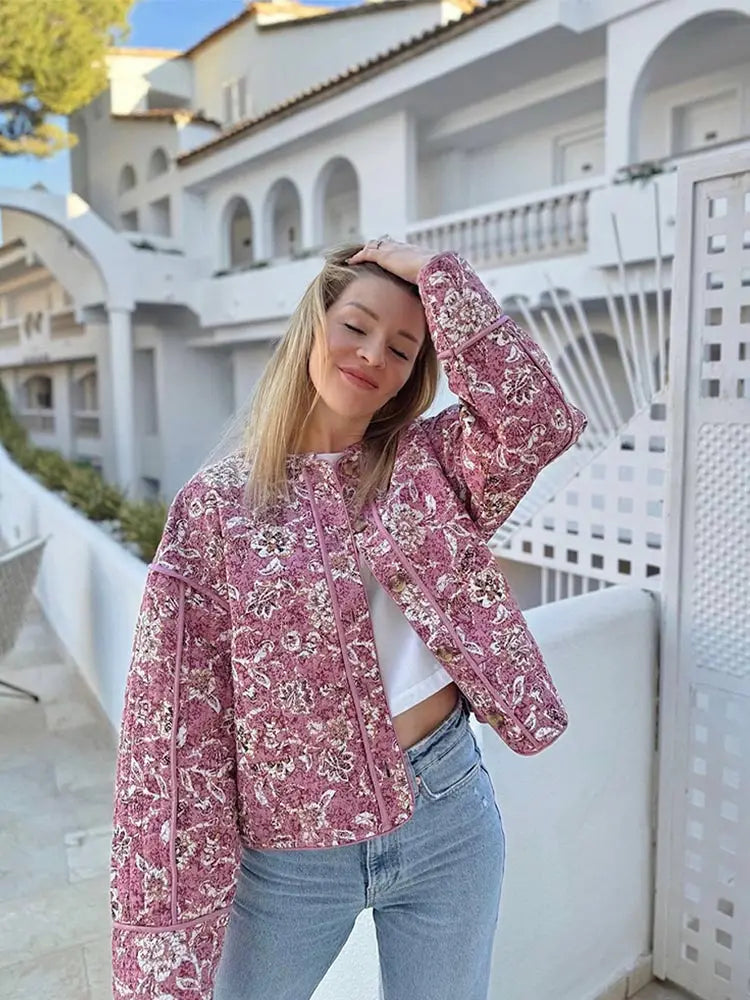 JO | Encantador abrigo floral para mujer