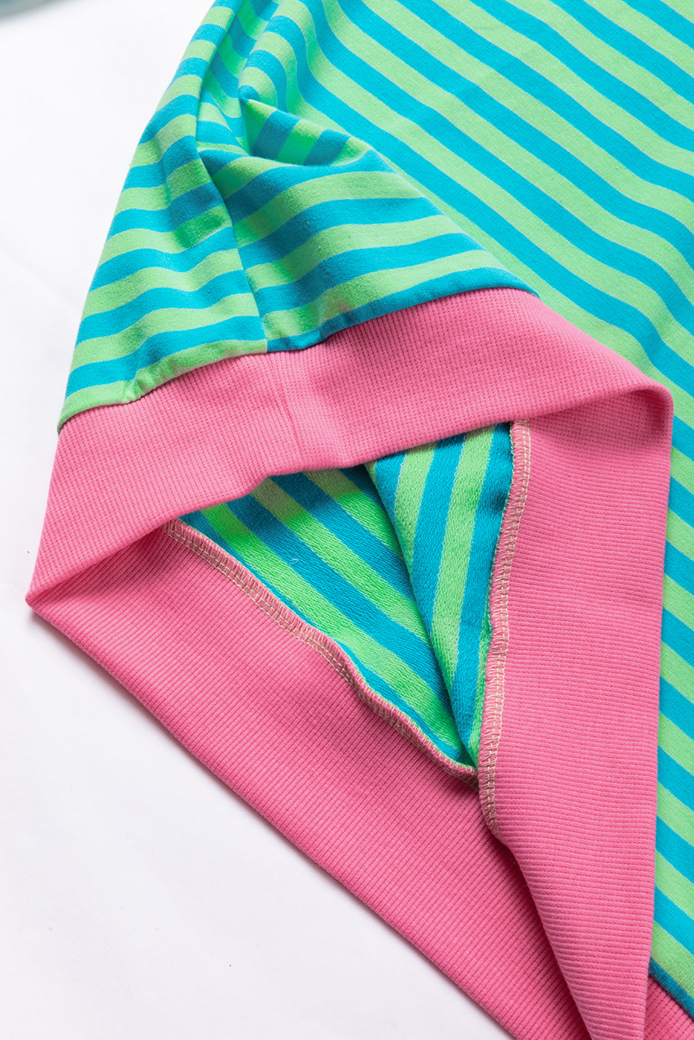 Suéter de diseño cuidado