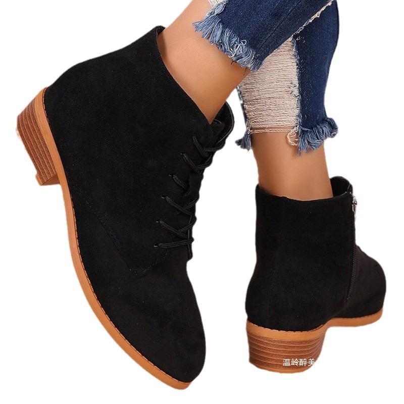 Botas Ortopédicos de Inspiración Vintage