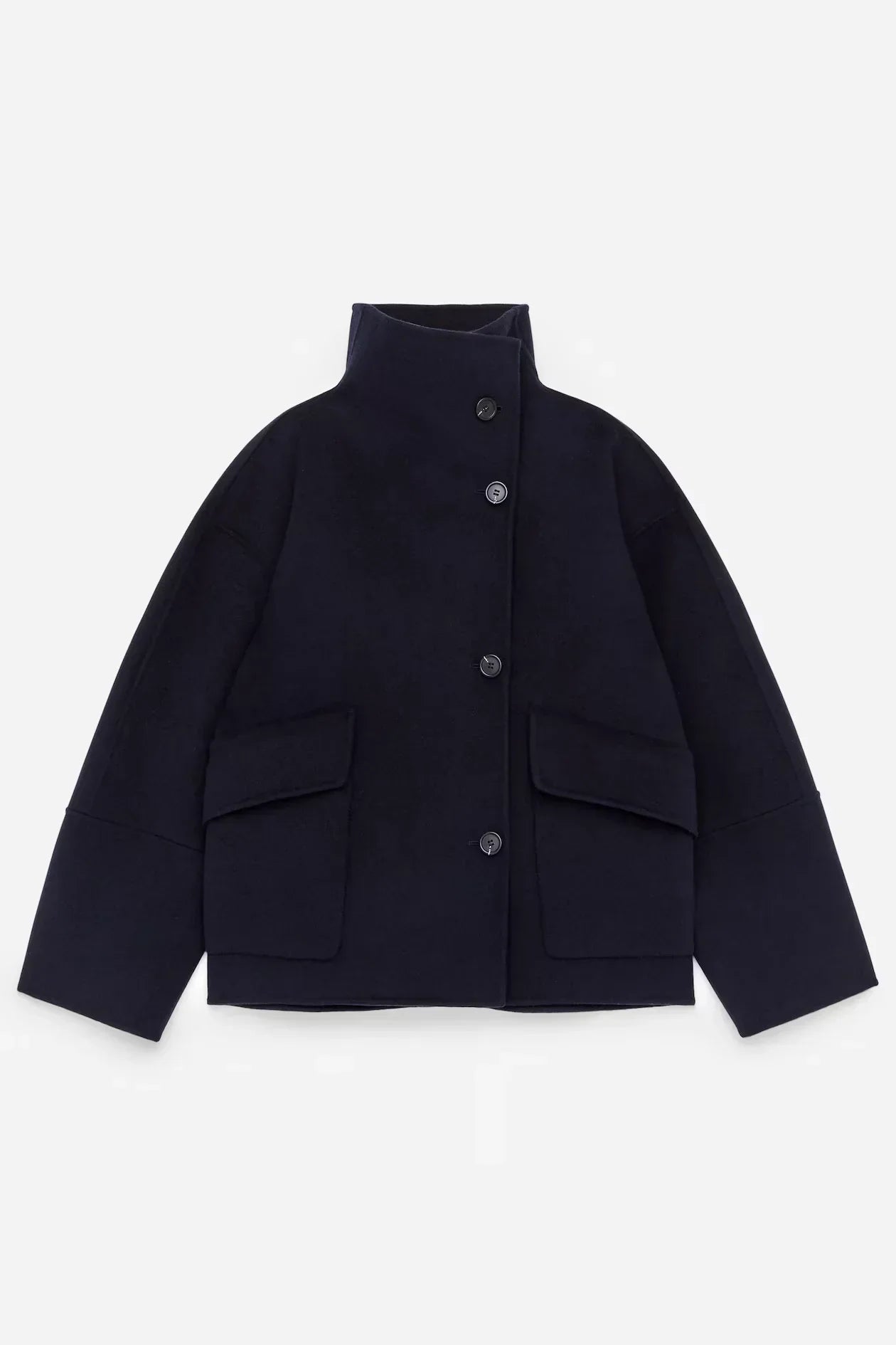 Chaqueta moderna y minimalista