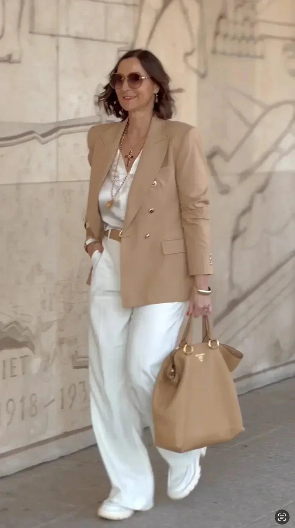 CM | Elegante blazer de señora