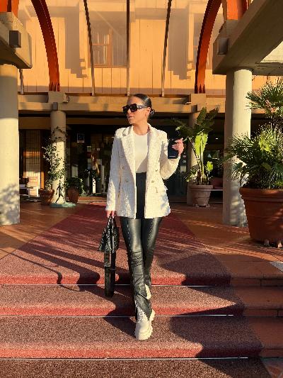 CM | Blazer de textura elegante para mujer