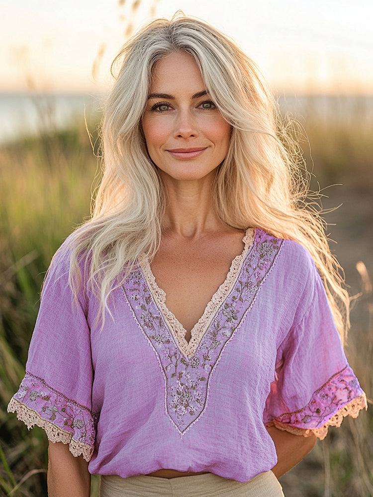 Women's Bohemian Retro Flowers Linen Blend T-shirt artswardrobe