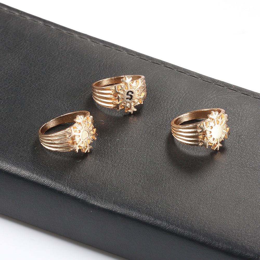 Anillo clásico con encanto atemporal