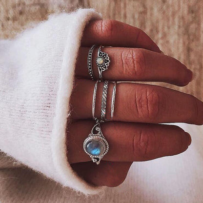 Anillo artesanal delicado