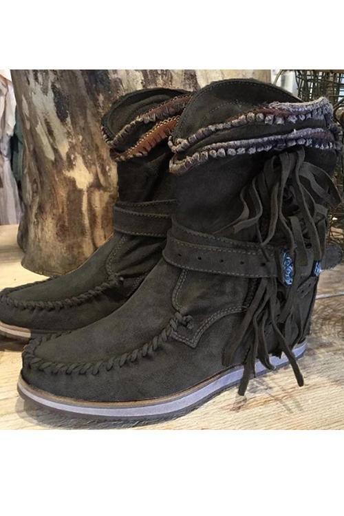Botas mocasín de ante con flecos