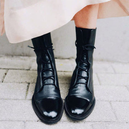 Botas Ortopédicos de Inspiración Vintage