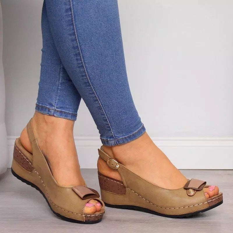 Sandalias Ortopédicos Clásicos con Estilo Atemporal