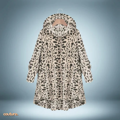 CM | con botones y capucha