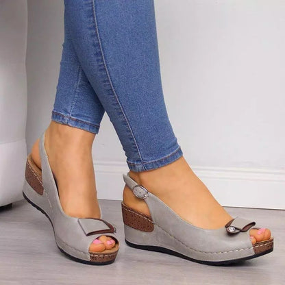 Sandalias Ortopédicos Clásicos con Estilo Atemporal