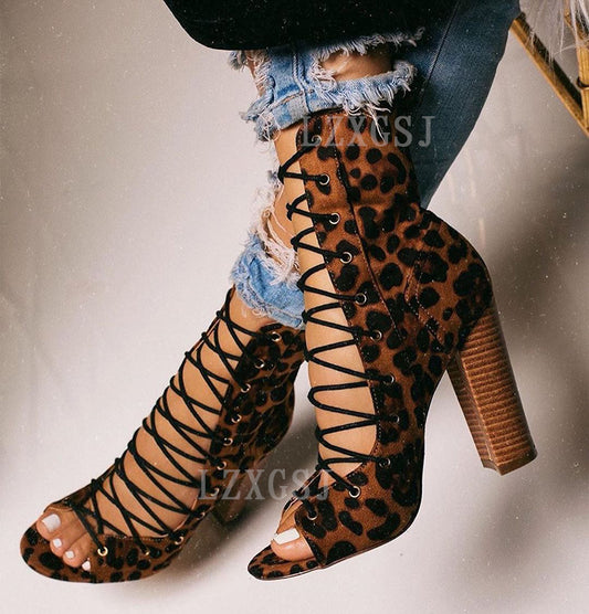 Sandalias Ortopédicos Elegantes con Look Moderno