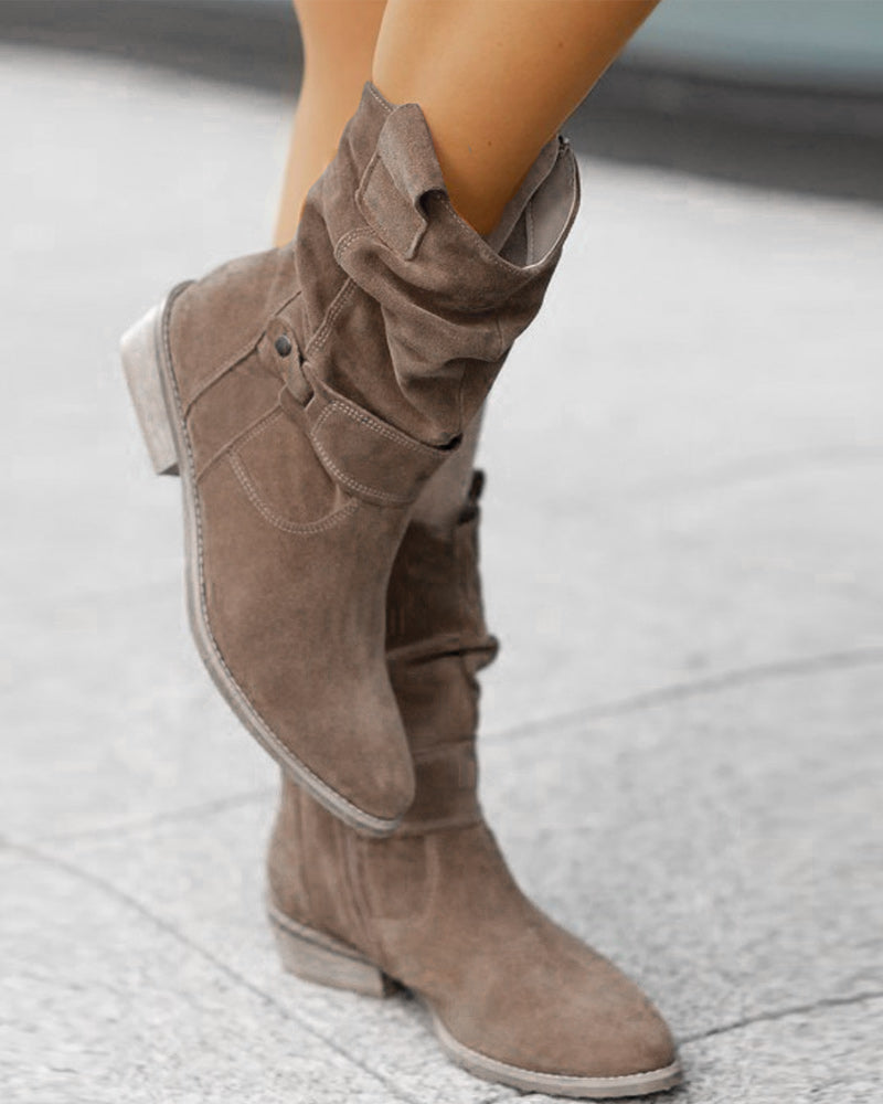 Botas hasta la pantorrilla con detalle de correa