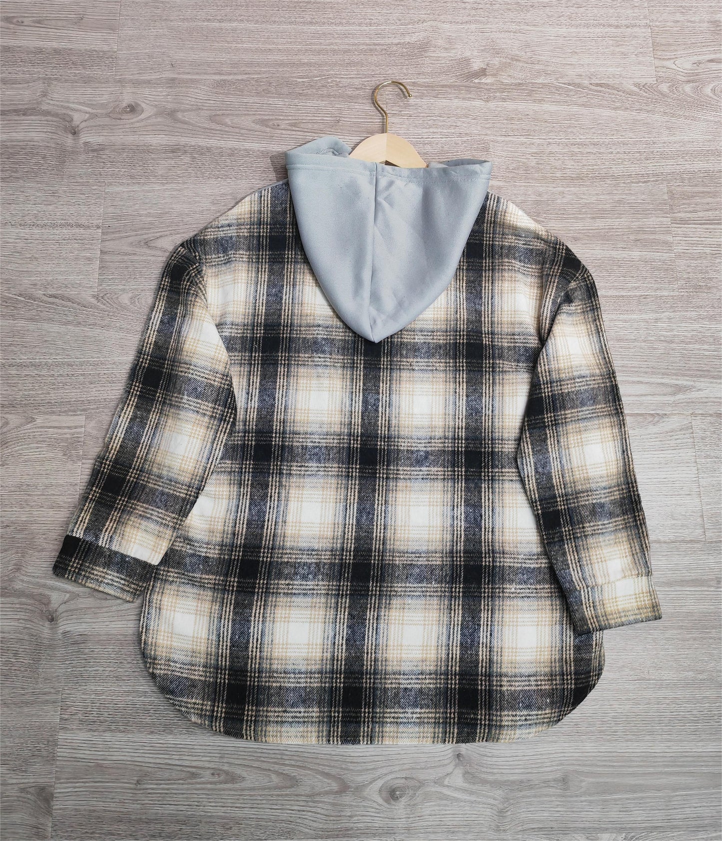 CM | Cómoda sudadera patchwork de manga larga