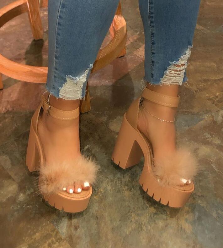 Sandalias Ortopédicos Elegantes con Look Moderno