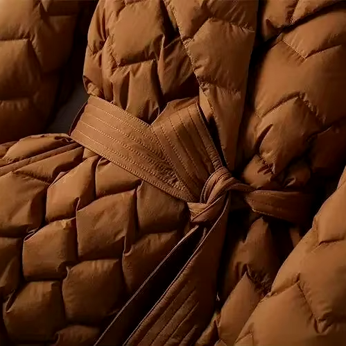 Chaqueta bellamente confeccionado