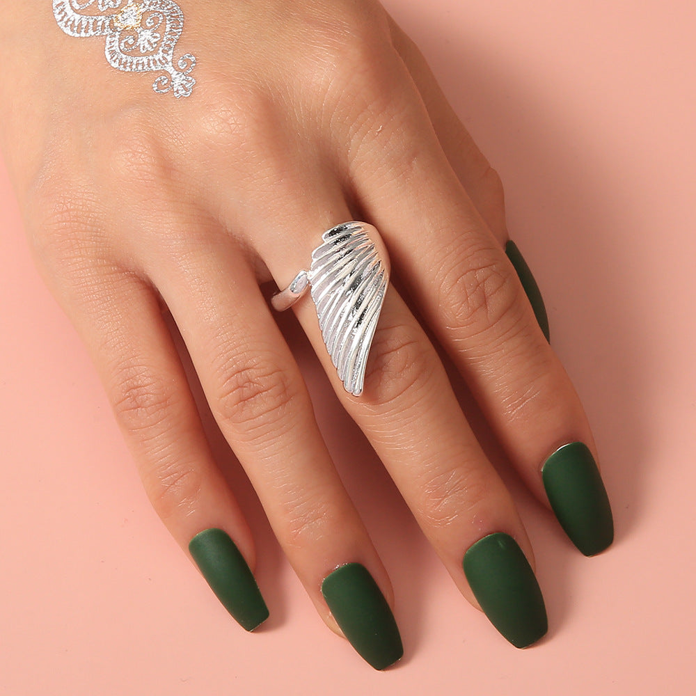 Plata Anillo clásico con encanto atemporal