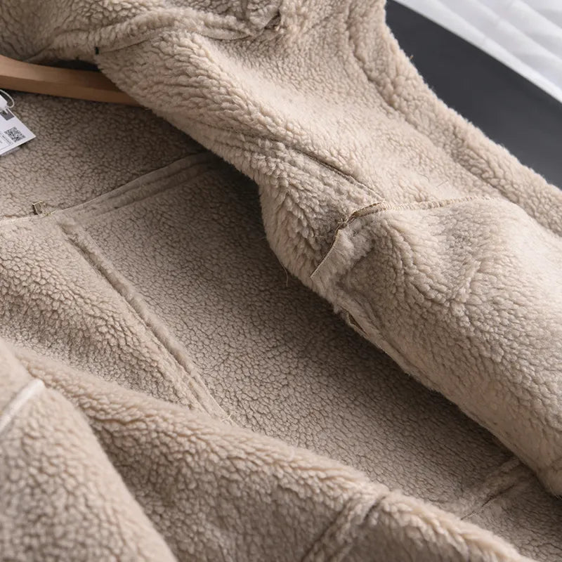 CM | Abrigo de invierno moderno y versátil