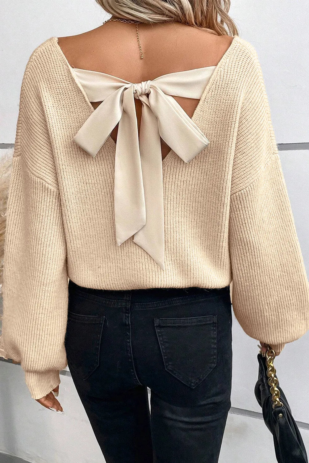 Giorgia® | Long-sleeved sweater with a tied V-neck