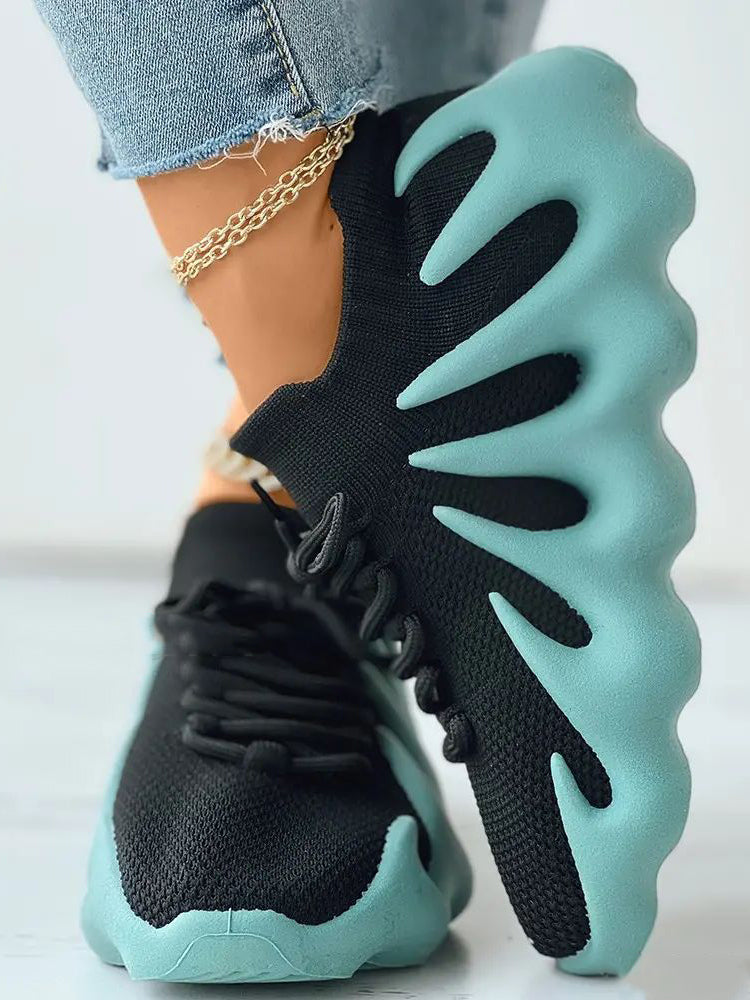 CM | Zapatillas elegantes y aireadas