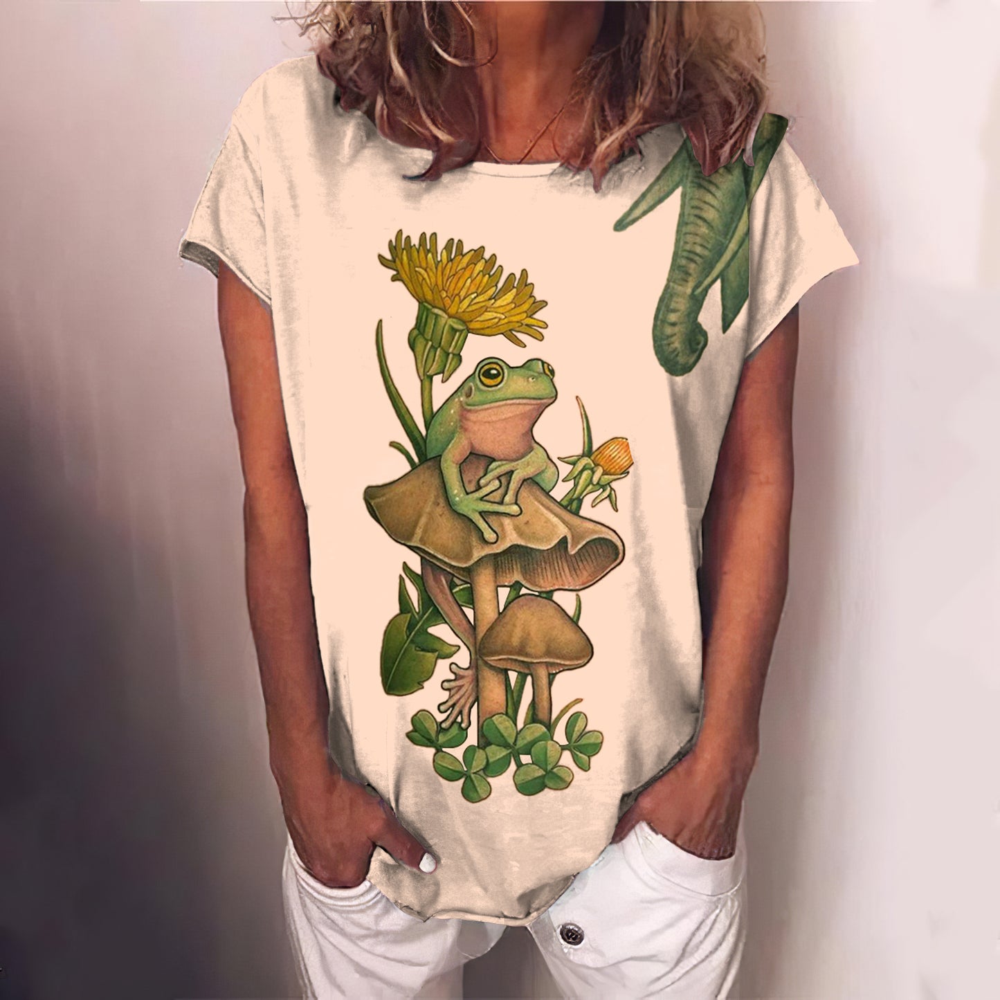 Comstylish Mushroom Frog Women'S Round Neck T-Shirt