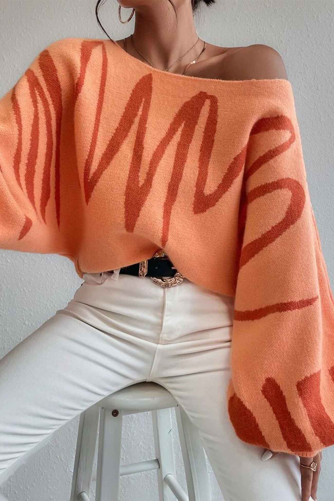 Suéter de diseño cuidado