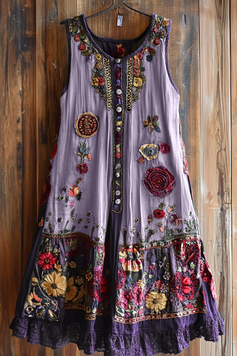 Vestido bellamente confeccionado