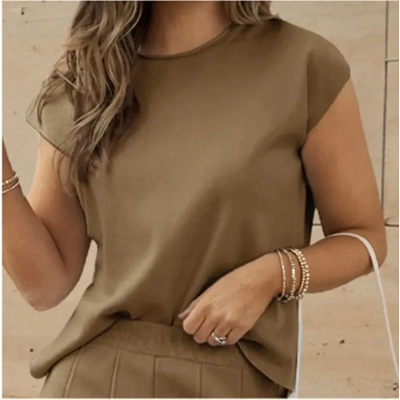 CM | MW - Elegante conjunto de dos piezas con pantalón ancho y camiseta