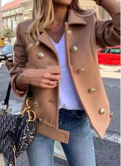 Chaqueta bellamente confeccionado