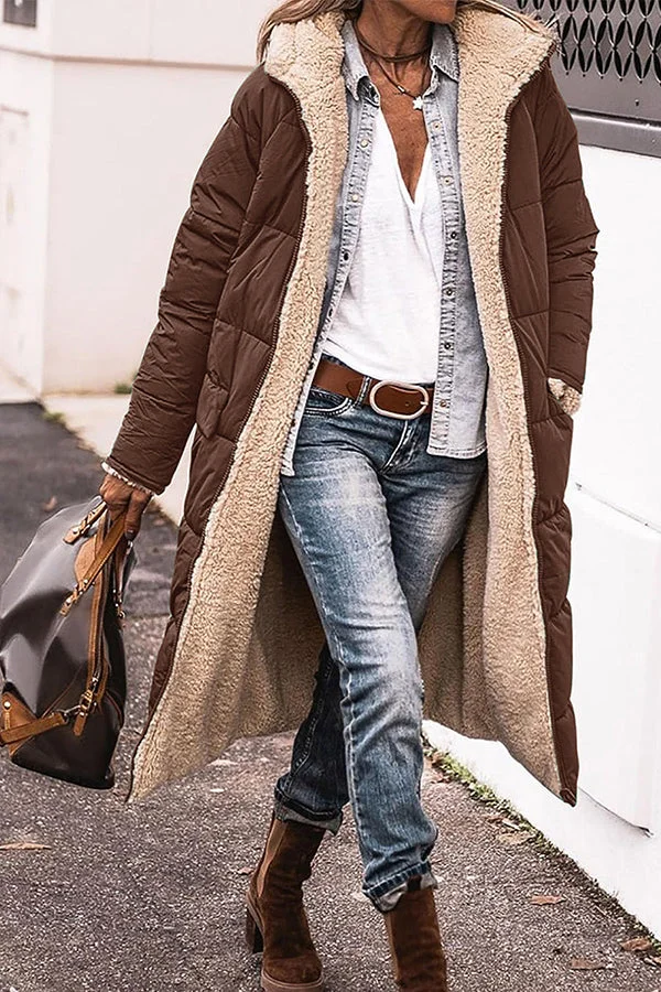 CM | Chaqueta de moda con capucha y cuello acentuado