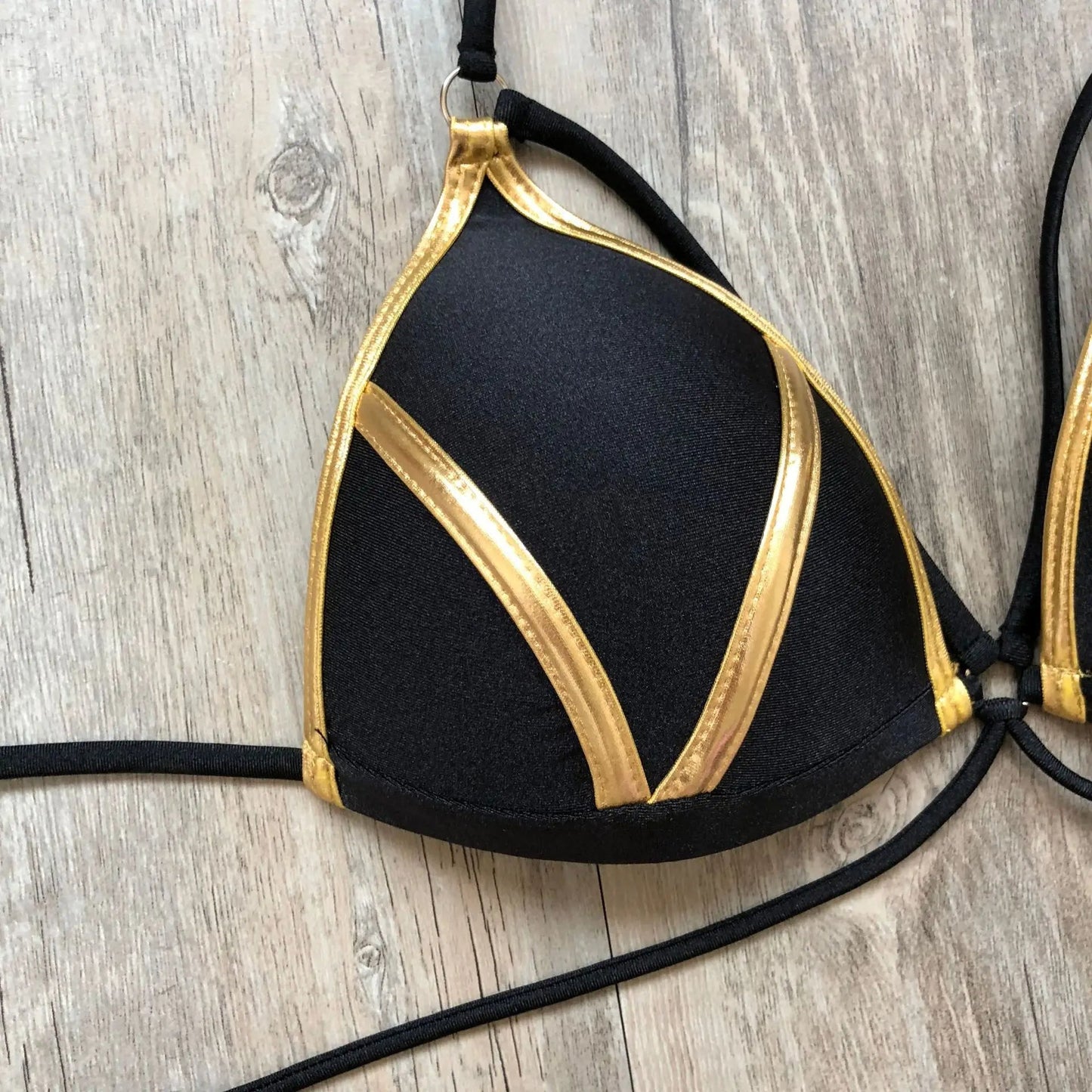 Eliana® | Effortless and Bikinis