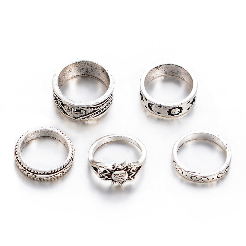 Anillo clásico con encanto atemporal