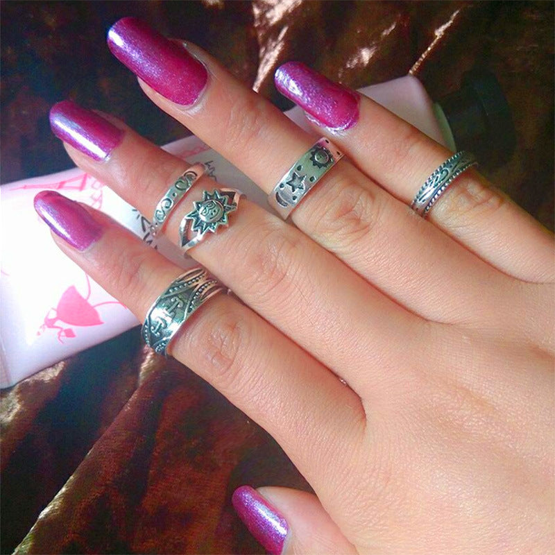 Anillo clásico con encanto atemporal