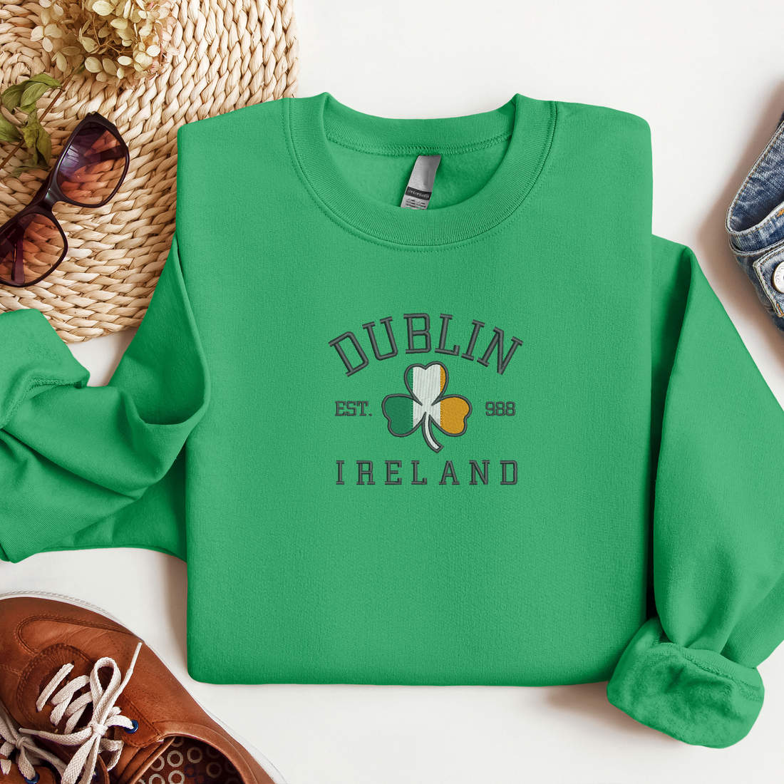 Comstylish Ireland Art Pattern Vintage Cozy Sweatshirt