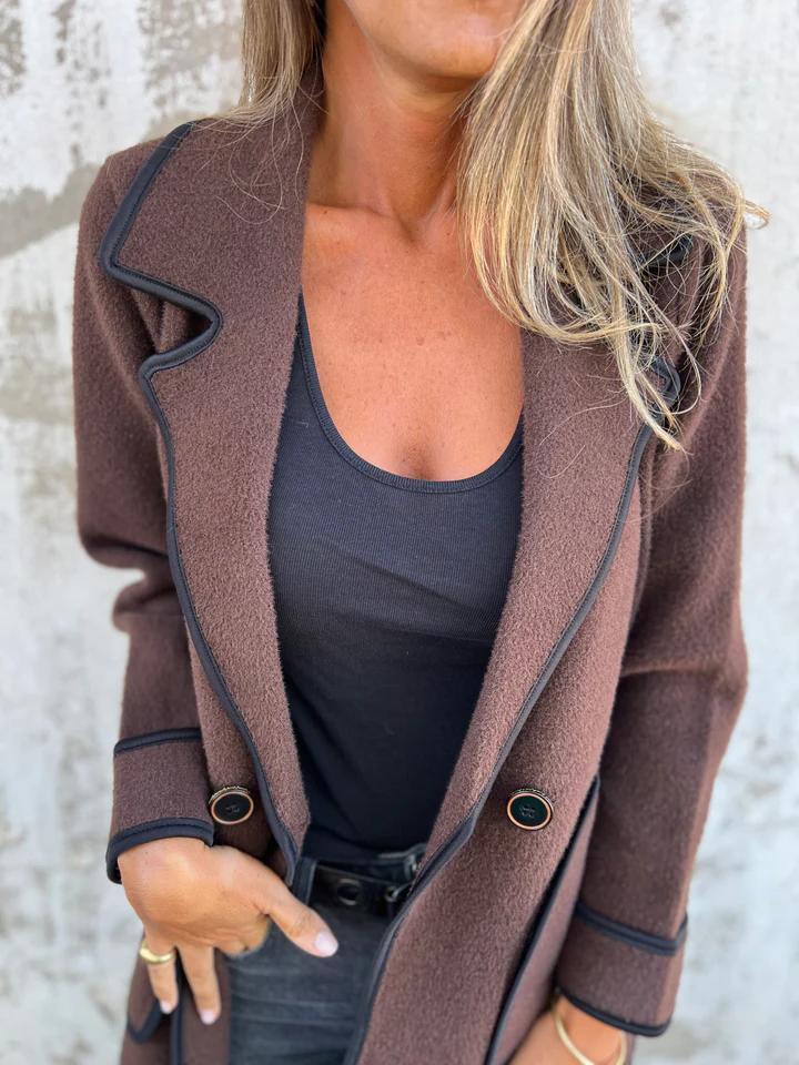 CM | Elegante chaqueta de diseño moderno