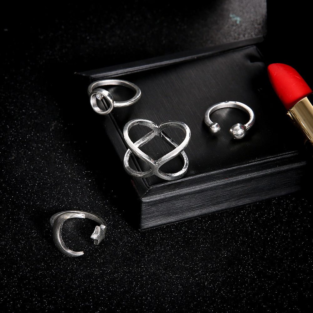 Anillo clásico con encanto atemporal