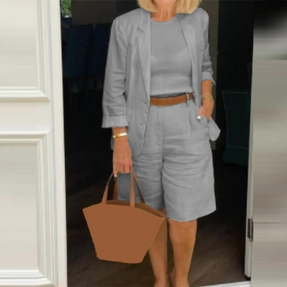 CM | Lujoso conjunto de chaqueta y pantalón corto para mujer