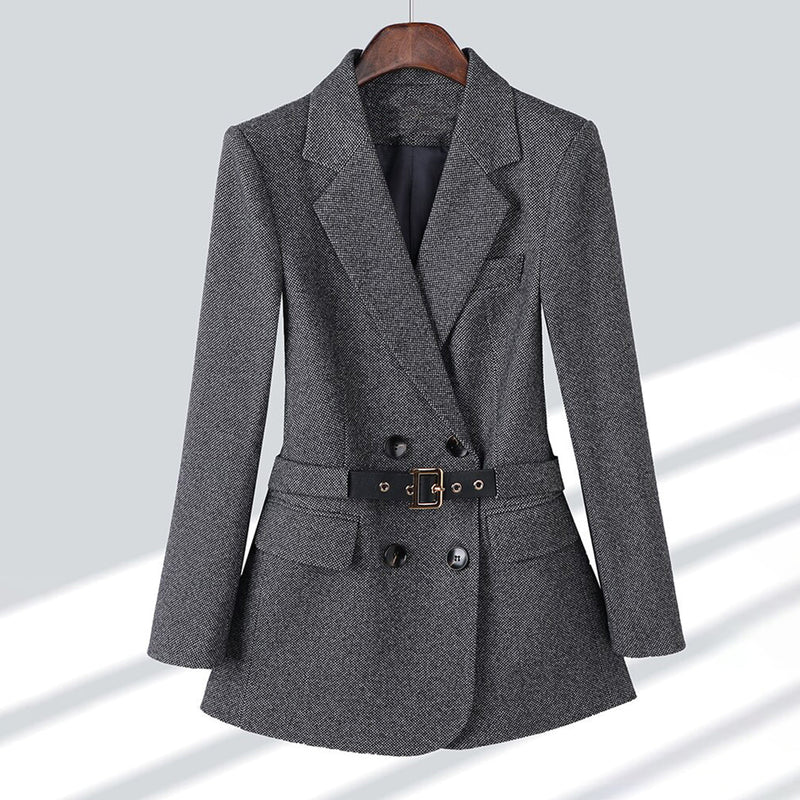 CM | Elegante blazer con cinturón