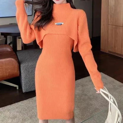 CM | Vestido de dos piezas con mangas buffet y chaleco pañuelo