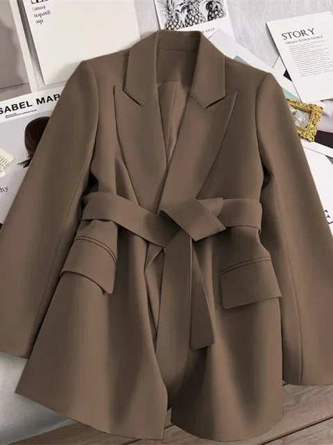 CM | elegante blazer de señora