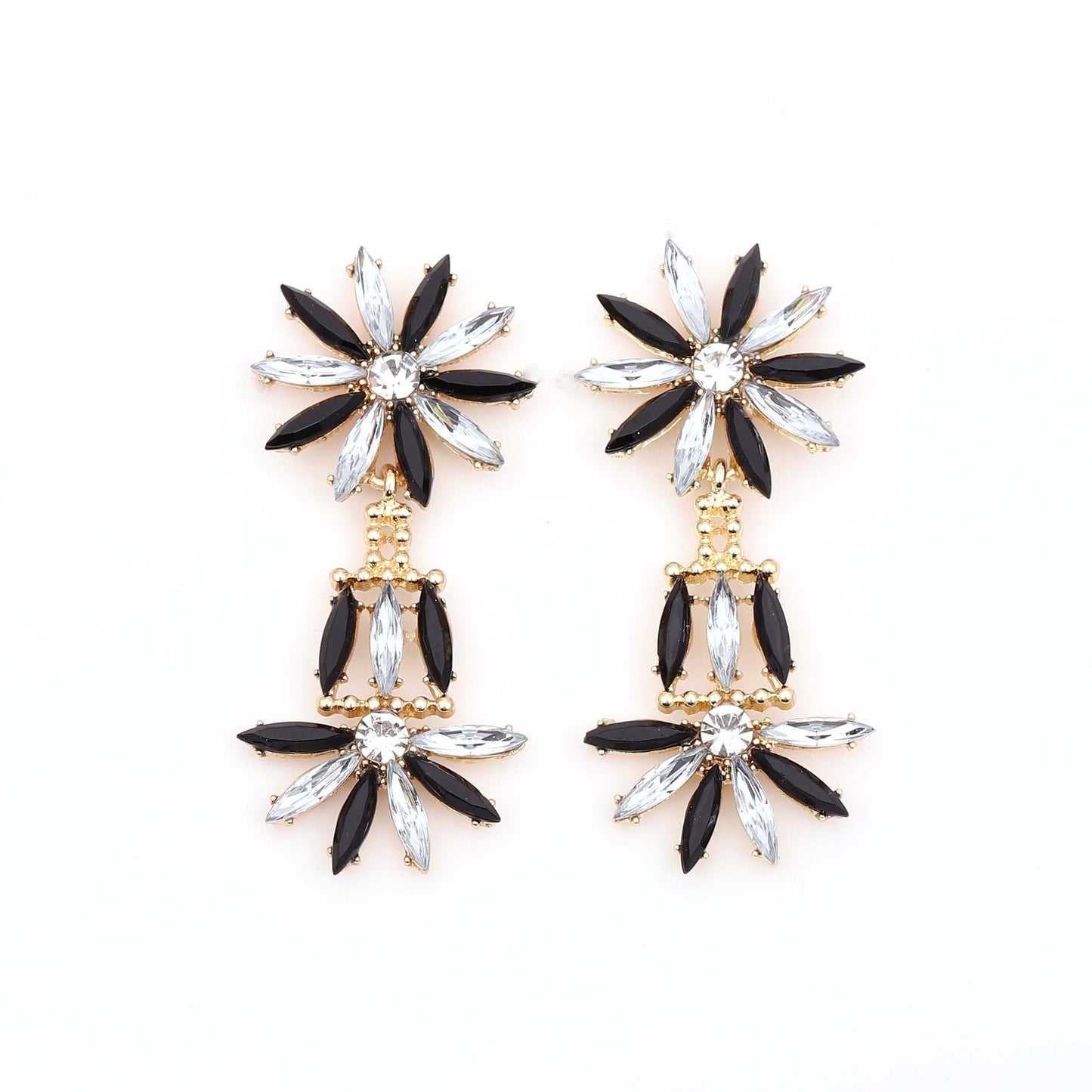 Pendiente clásico con encanto atemporal