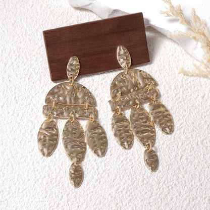 Pendiente clásico con encanto atemporal