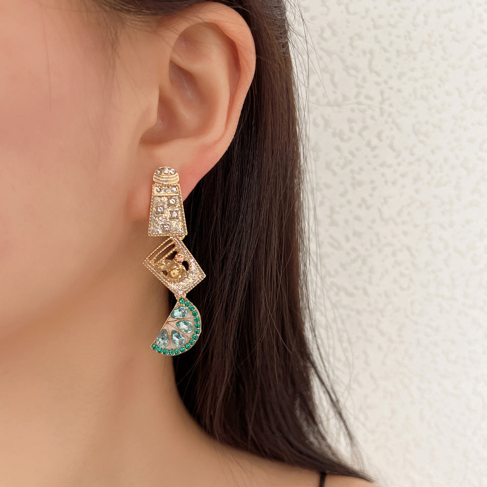 Pendiente clásico con encanto atemporal