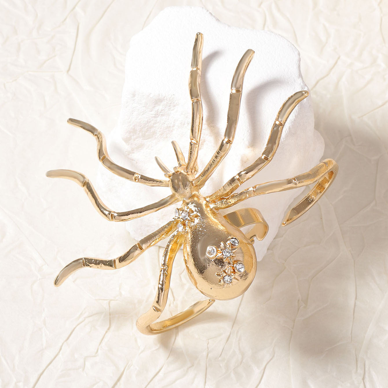 Anillo artesanal delicado