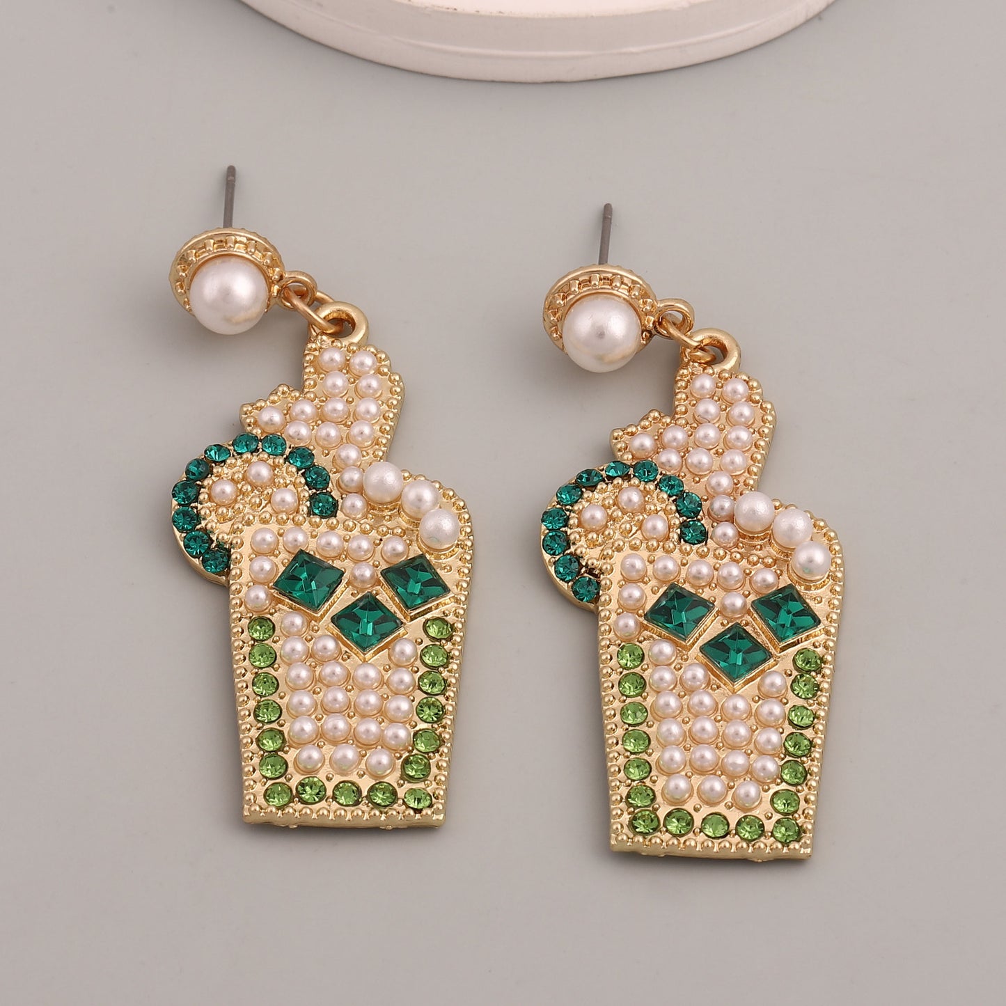 Perla Pendiente vintage hecho a mano