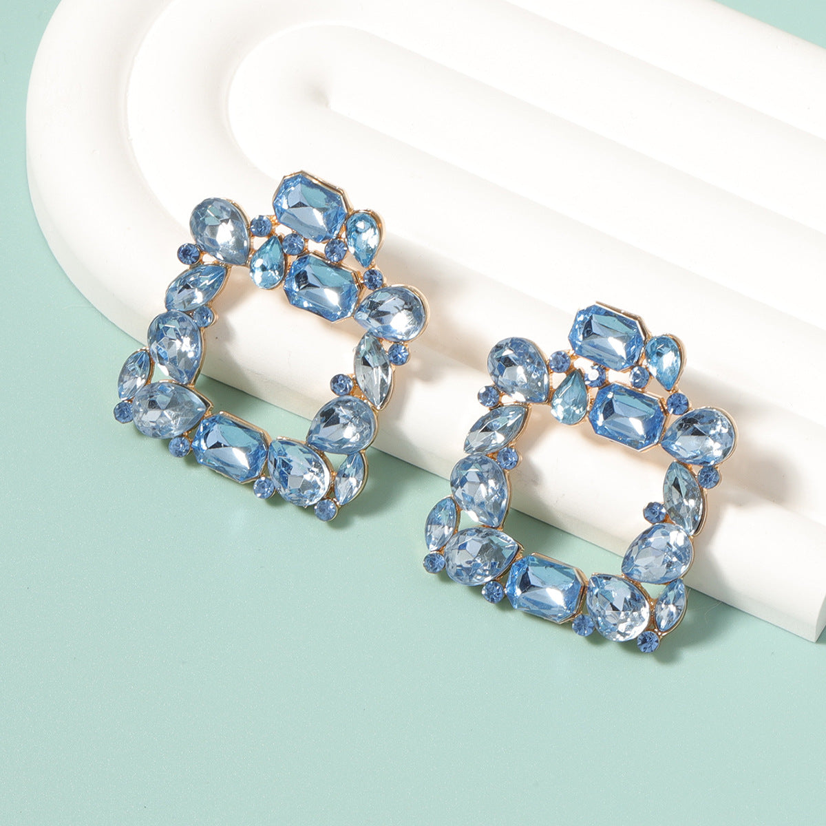 Pendiente encantador para cualquier ocasión