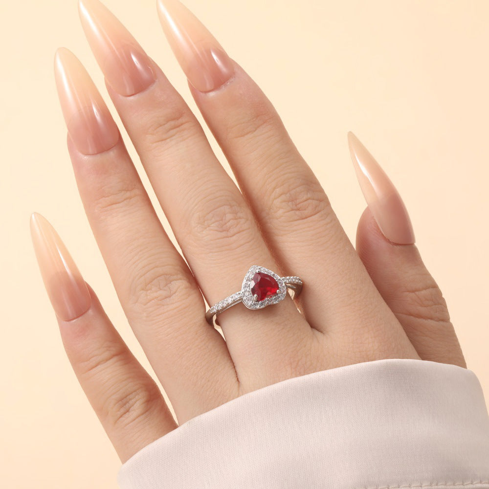 Anillo hermoso con estilo único