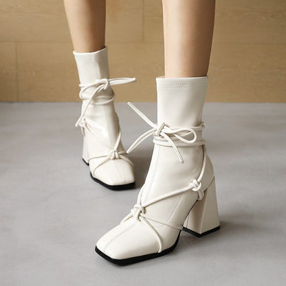 Botas Ortopédicos de Inspiración Vintage