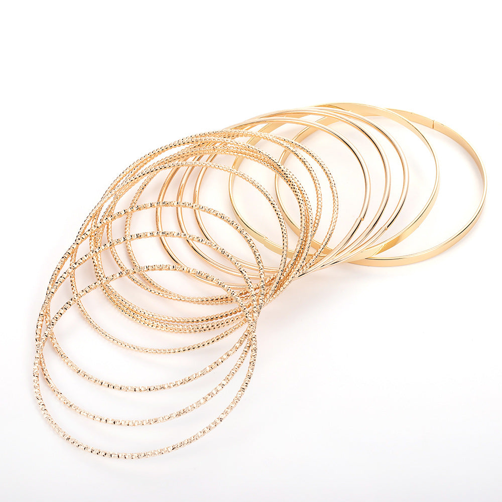 Oro Pulsera hermoso con estilo único