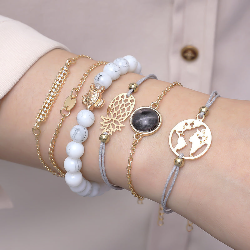 Pulsera clásico con encanto atemporal