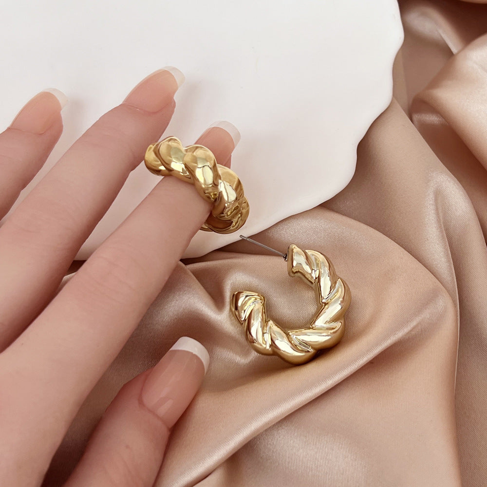 Pendiente artesanal delicado